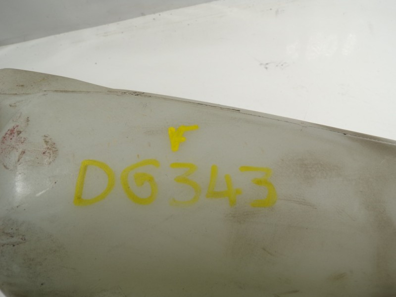 Recambio de deposito limpia para ford fiesta (ccn) 1.0 ecoboost cat referencia OEM IAM 1764300  