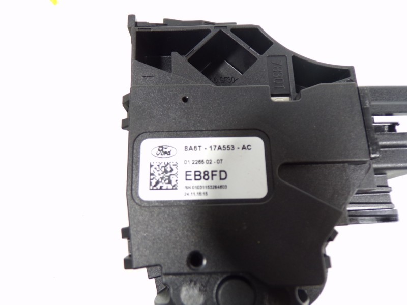 Recambio de mando limpia para ford fiesta (ccn) 1.0 ecoboost cat referencia OEM IAM 1537625  
