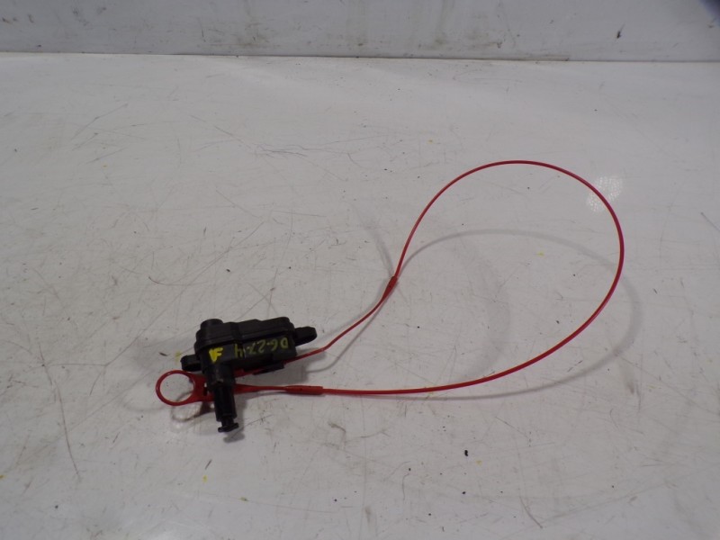 Recambio de motor c/c tapon combustible para audi a6 berlina (4a2) 2.0 16v tdi referencia OEM IAM 4M0862153B 4M0862153B 