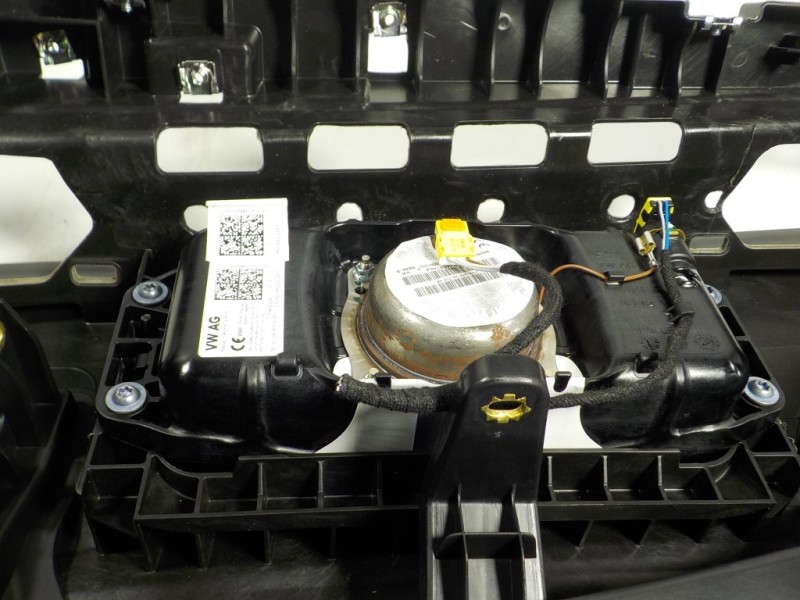 Recambio de salpicadero para audi a6 berlina (4a2) 2.0 16v tdi referencia OEM IAM 4K1857001ER8 4K0880204F 