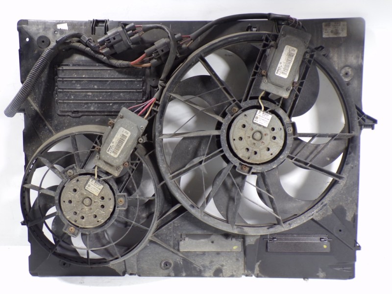 Recambio de electroventilador para volkswagen touareg (7l6) 2.5 tdi dpf referencia OEM IAM 7L0959455F 7L0959455C 0130303922