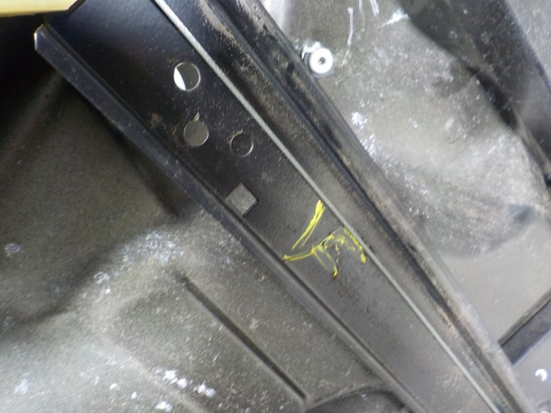 Recambio de elevalunas delantero izquierdo para volkswagen touareg (7l6) 2.5 tdi dpf referencia OEM IAM 7L0837461F  