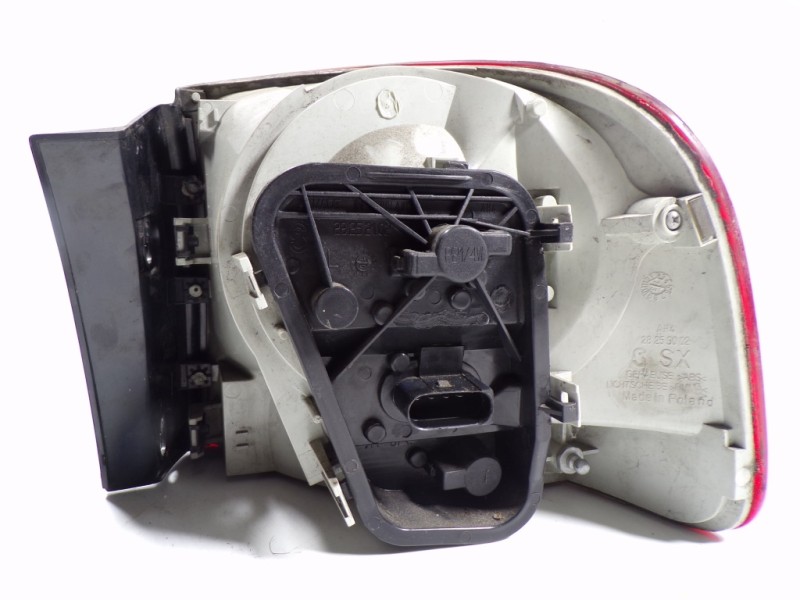 Recambio de piloto trasero izquierdo para volkswagen touareg (7l6) 2.5 tdi dpf referencia OEM IAM 7L6945095P  