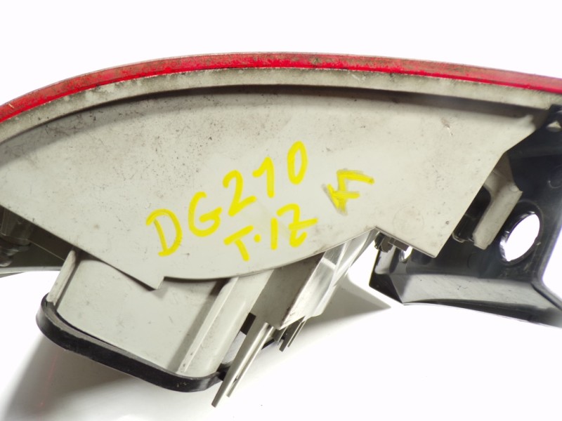 Recambio de piloto trasero izquierdo para volkswagen touareg (7l6) 2.5 tdi dpf referencia OEM IAM 7L6945095P  