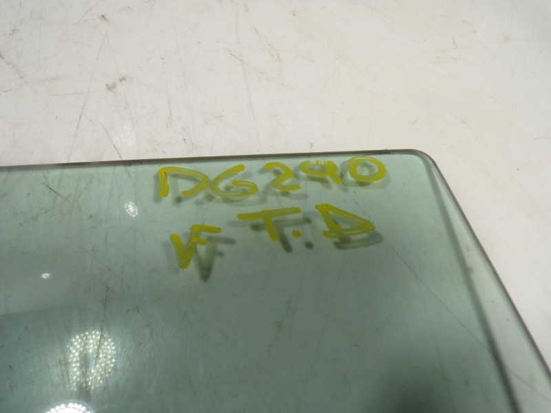 Recambio de cristal puerta trasero derecho para bmw serie 5 lim. (f10) 2.0 turbodiesel referencia OEM IAM 51357182118  