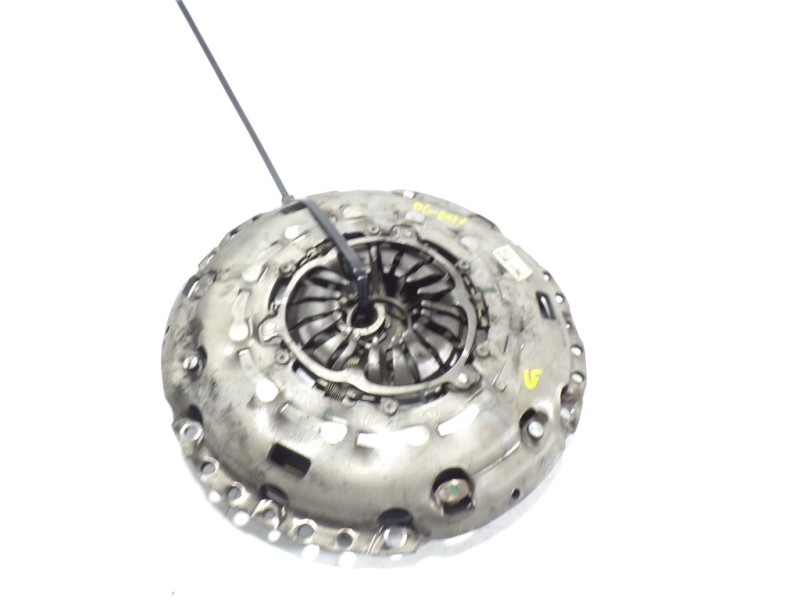 Recambio de kit embrague para audi a3 sportback (8vf) s line edition referencia OEM IAM 04L141015 04L141015E 