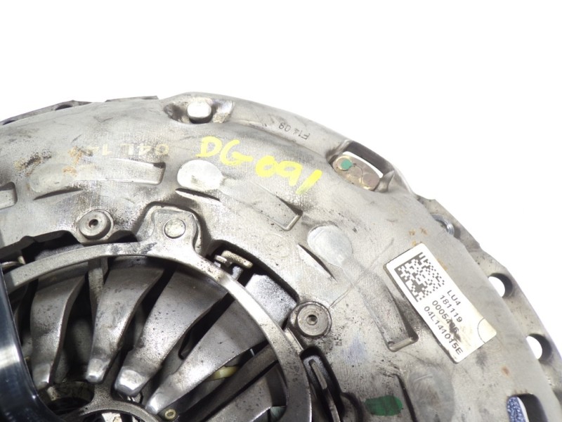 Recambio de kit embrague para audi a3 sportback (8vf) s line edition referencia OEM IAM 04L141015 04L141015E 