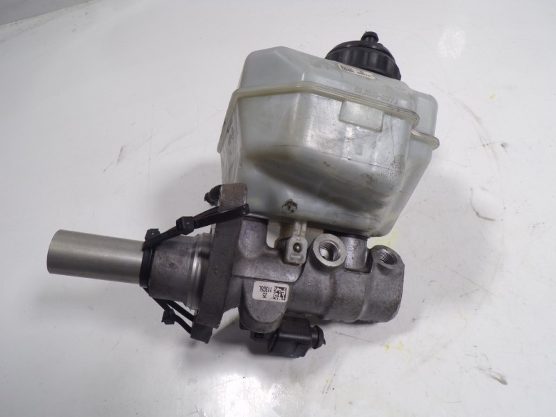 Recambio de bomba freno para audi q3 (8ug) 2.0 16v tdi referencia OEM IAM 3C1614019E  