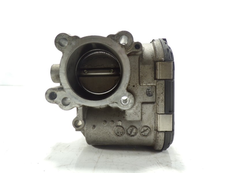 Recambio de caja mariposa para ford fiesta (ccn) 1.25 16v cat referencia OEM IAM   