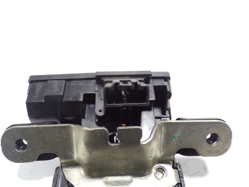 Recambio de cerradura maletero / porton para ford fiesta (ccn) 1.25 16v cat referencia OEM IAM   