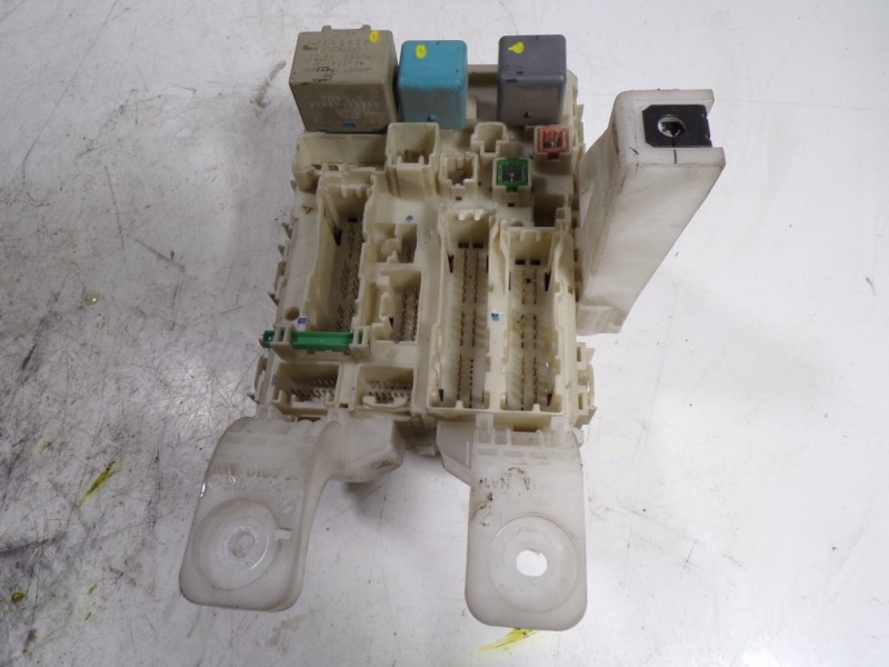 Recambio de caja reles / fusibles para toyota prius (nhw20) 1.5 cat referencia OEM IAM 8273047340 5L201160 5L201160