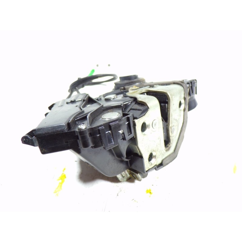 Recambio de cerradura puerta delantera derecha para toyota prius (nhw20) 1.5 cat referencia OEM IAM 6903047080  