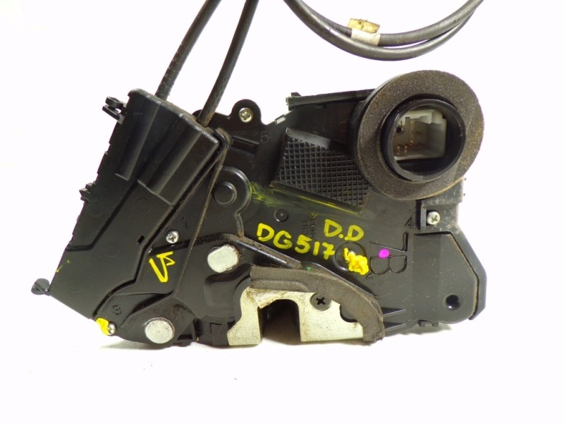 Recambio de cerradura puerta delantera derecha para toyota prius (nhw20) 1.5 cat referencia OEM IAM 6903047080  