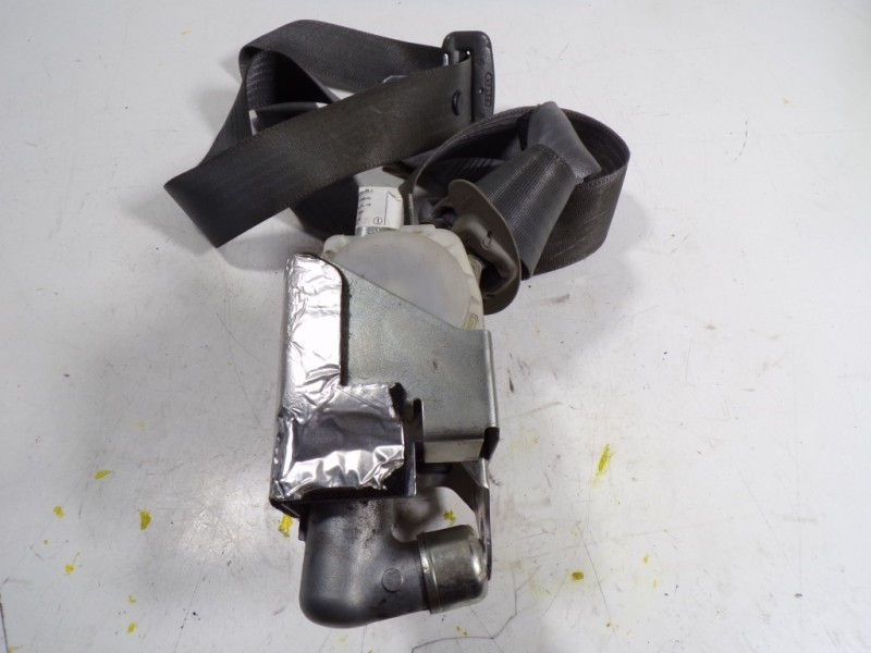 Recambio de cinturon seguridad delantero izquierdo para toyota prius (nhw20) 1.5 cat referencia OEM IAM 7322047071B0  