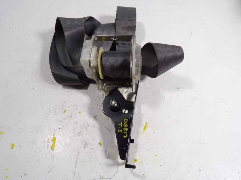 Recambio de cinturon seguridad trasero izquierdo para toyota prius (nhw20) 1.5 cat referencia OEM IAM 7336047041B0  