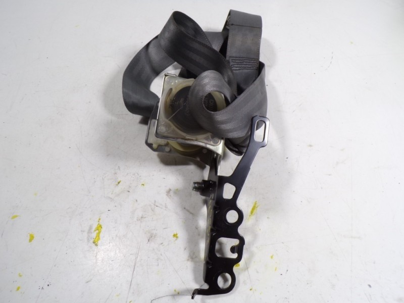 Recambio de cinturon seguridad trasero izquierdo para toyota prius (nhw20) 1.5 cat referencia OEM IAM 7336047041B0  