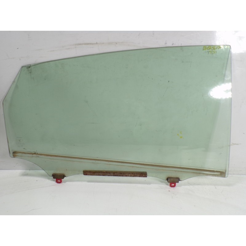 Recambio de cristal puerta trasero derecho para toyota prius (nhw20) 1.5 cat referencia OEM IAM 6810347041  