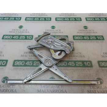 ELEVALUNAS DELANTERO DERECHO 807206454R 