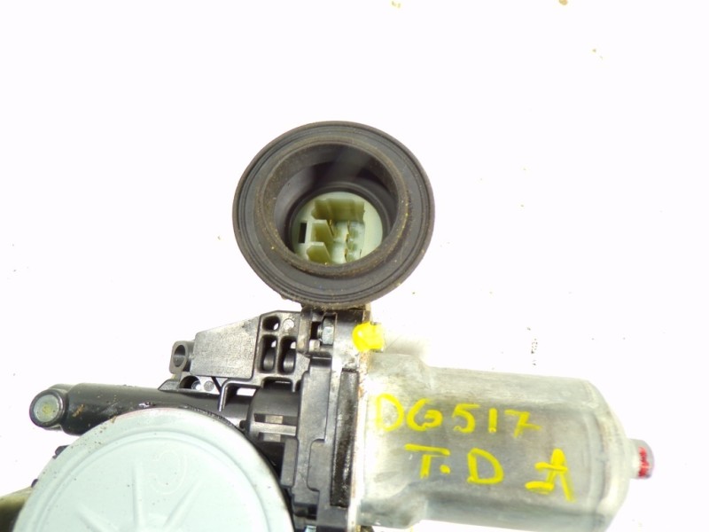 Recambio de elevalunas trasero derecho para toyota prius (nhw20) 1.5 cat referencia OEM IAM 6980152070 8571035180 2621002330