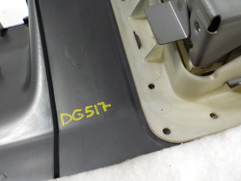 Recambio de salpicadero para toyota prius (nhw20) 1.5 cat referencia OEM IAM 5530047040C0 K01185105P3J K01185105P3J