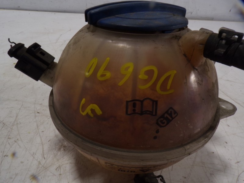 Recambio de deposito expansion para volkswagen golf vi (5k1) 2.0 tdi referencia OEM IAM 1K0121407A  