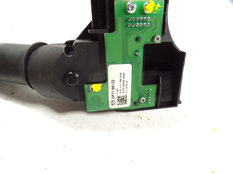 Recambio de mando luces para mazda 2 lim. (de) 1.4 diesel cat referencia OEM IAM DF7166122 DF7616612 