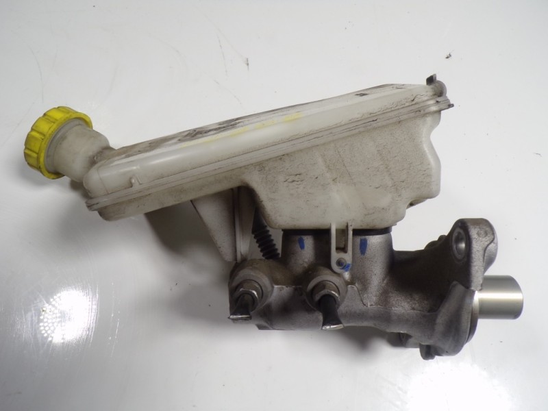 Recambio de bomba freno para citroën c4 cactus 1.2 12v e-thp referencia OEM IAM 4601R7  