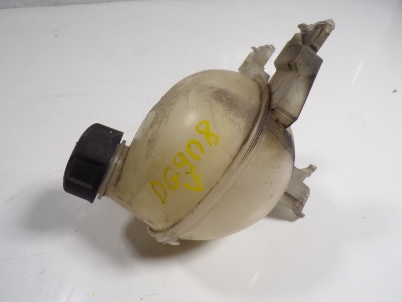 Recambio de deposito expansion para citroën c4 cactus 1.2 12v e-thp referencia OEM IAM 9800777280  