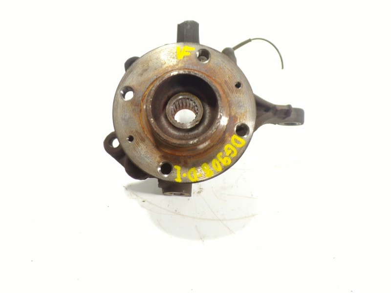 Recambio de mangueta delantera izquierda para citroën c4 cactus 1.2 12v e-thp referencia OEM IAM 1607557480  