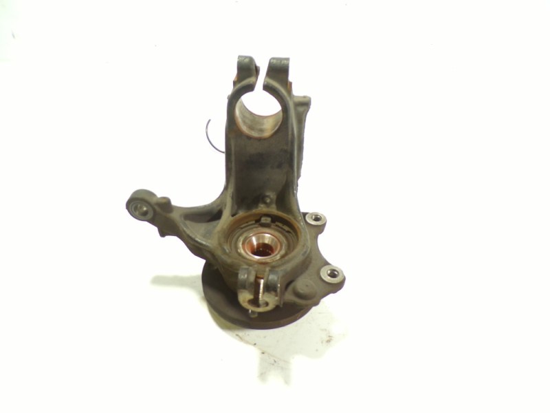 Recambio de mangueta delantera izquierda para citroën c4 cactus 1.2 12v e-thp referencia OEM IAM 1607557480  