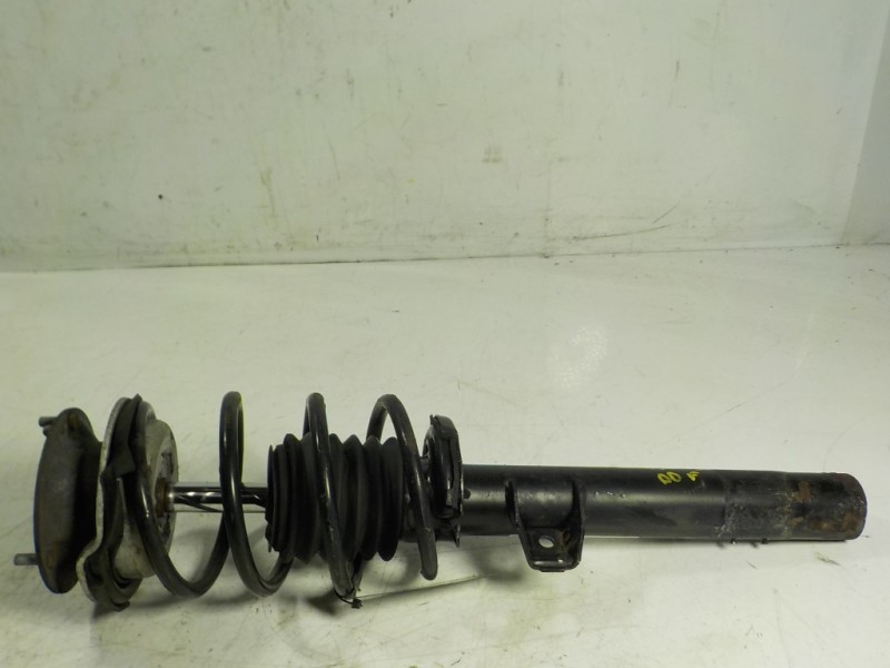 Recambio de amortiguador delantero derecho para bmw serie 3 berlina (e90) 325d referencia OEM IAM 31316786002 824903002484 