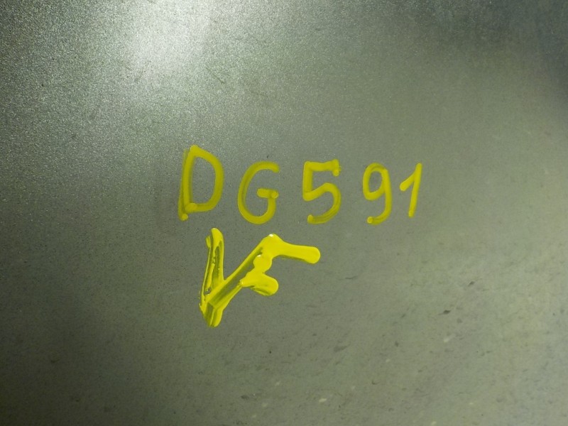 Recambio de aleta delantera izquierda para kia sorento 2.2 crdi cat referencia OEM IAM 663112P030  