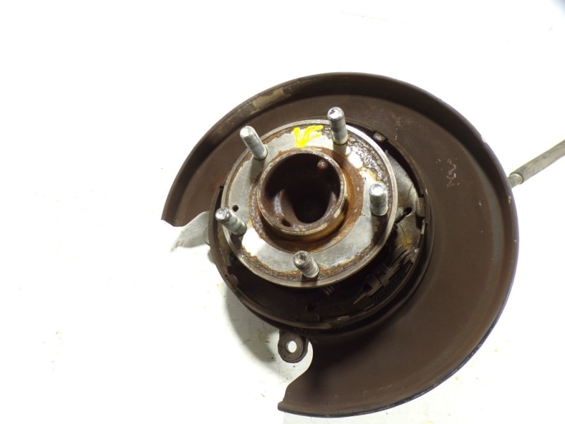 Recambio de mangueta trasera izquierda para kia sorento 2.2 crdi cat referencia OEM IAM 527102P000  