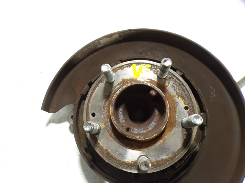 Recambio de mangueta trasera izquierda para kia sorento 2.2 crdi cat referencia OEM IAM 527102P000  