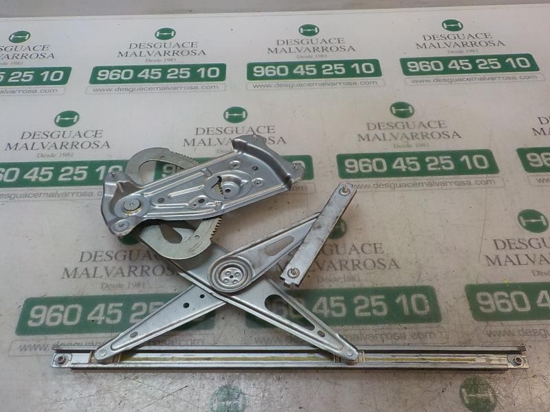 Recambio de elevalunas delantero izquierdo para renault megane iii coupe 1.5 dci diesel referencia OEM IAM 807218465R  