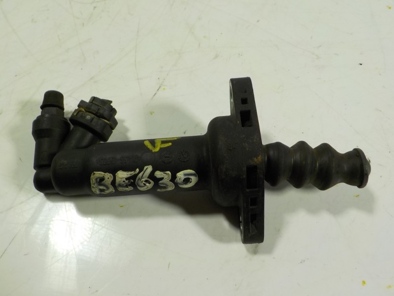 Recambio de bombin embrague para seat ibiza (6l1) reference referencia OEM IAM 6R0721261B  