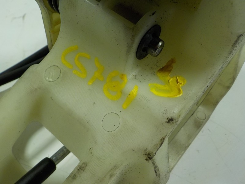 Recambio de palanca cambio para kia cee´d emotion referencia OEM IAM 437001H050  