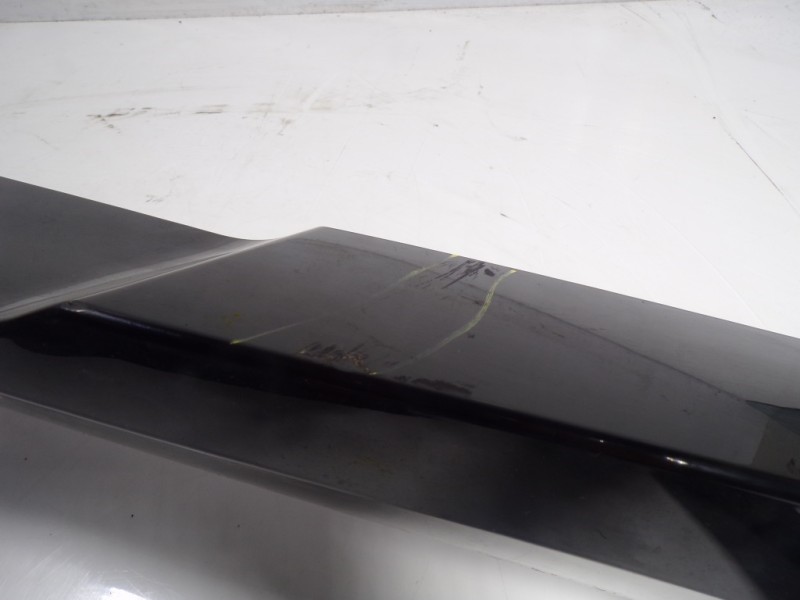 Recambio de aleron trasero para lexus ux (za10) 250h referencia OEM IAM 7608576906  