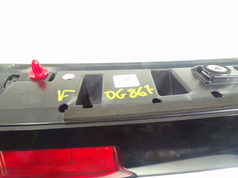 Recambio de aleron trasero para lexus ux (za10) 250h referencia OEM IAM 7608576906  