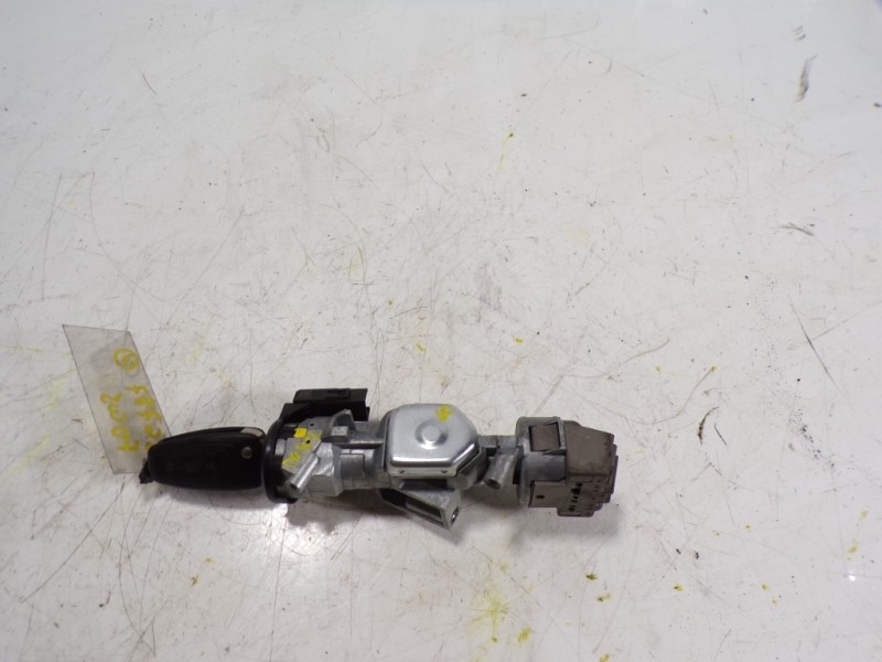 Recambio de antirrobo para ford focus lim. (cb8) 1.6 tdci cat referencia OEM IAM 1681167 3M513F880AE 