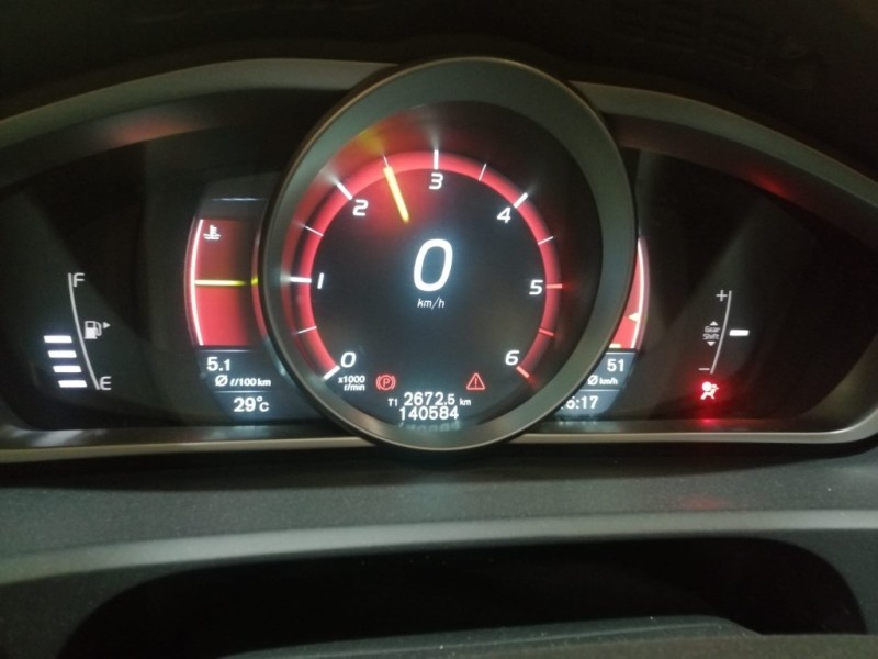 Recambio de cuadro instrumentos para volvo v40 kinetic referencia OEM IAM 36011405 31453158 0766848