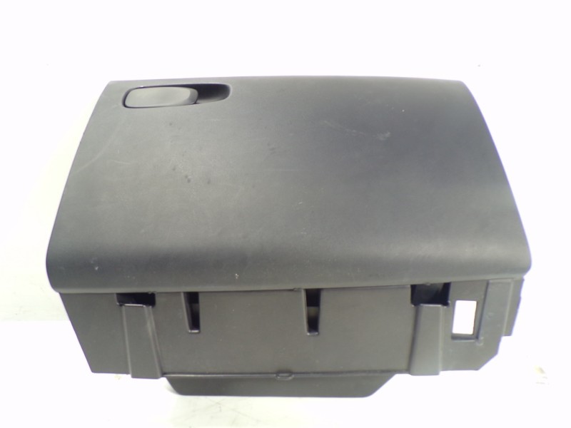 Recambio de guantera para volvo v40 kinetic referencia OEM IAM 1284503  