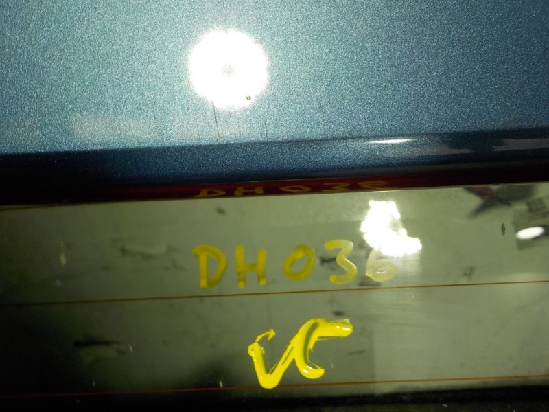 Recambio de porton trasero para volvo v40 kinetic referencia OEM IAM   