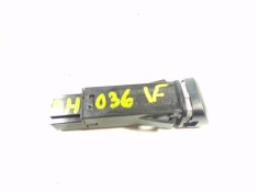 Recambio de warning para volvo v40 kinetic referencia OEM IAM 9123682 9123682  2