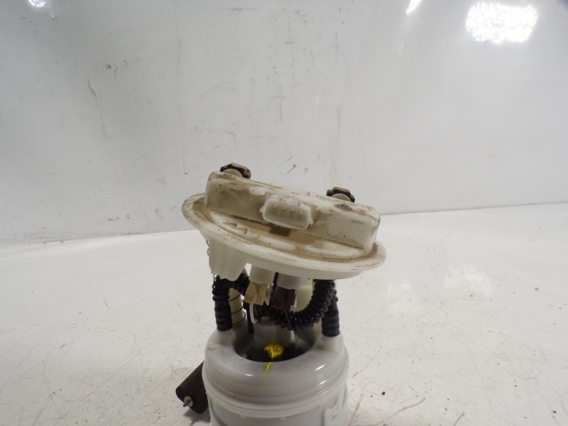 Recambio de aforador para dacia sandero stepway referencia OEM IAM 172021904R 172021904R 