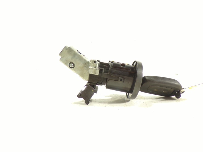 Recambio de antirrobo para dacia sandero stepway referencia OEM IAM 487004438R 285816555R G6714A007