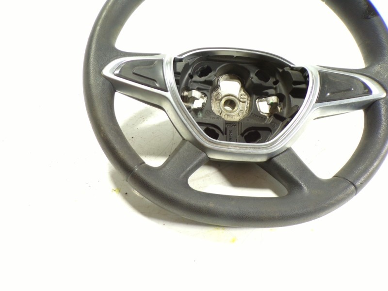 Recambio de volante para dacia sandero stepway referencia OEM IAM 484009181R  