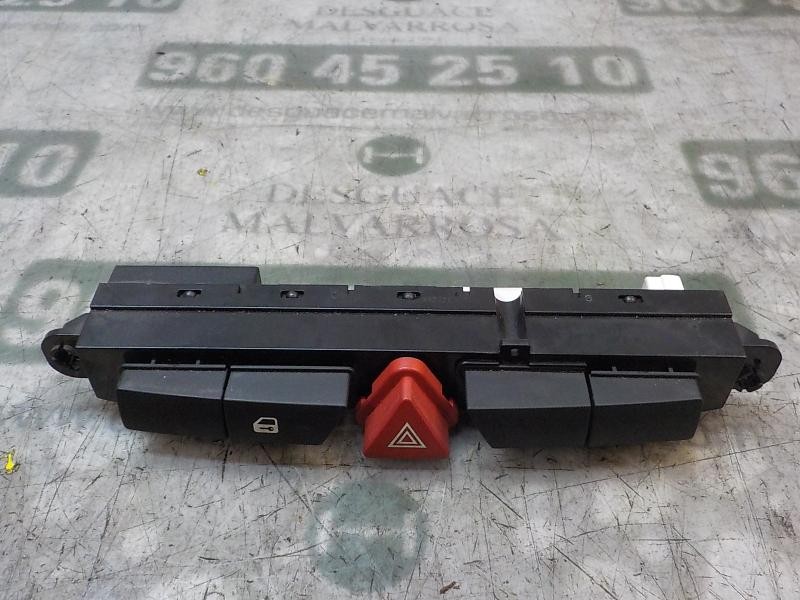 Recambio de warning para kia pro_ceed crdi referencia OEM IAM 937001H020  