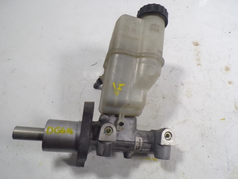 Recambio de bomba freno para peugeot 508 sw active referencia OEM IAM 4601Y7  