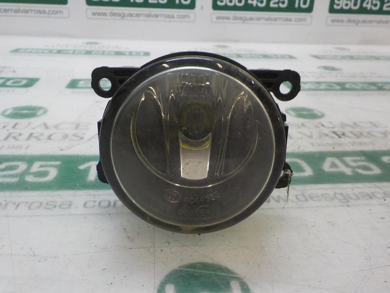 Recambio de faro antiniebla derecho para renault megane iii coupe 1.5 dci diesel referencia OEM IAM 8200074008  